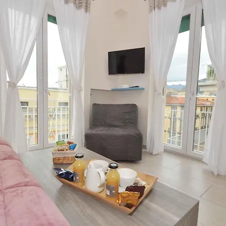 Alojamento de Acomodação e Pequeno-almoço Residenza Eleonora 3*