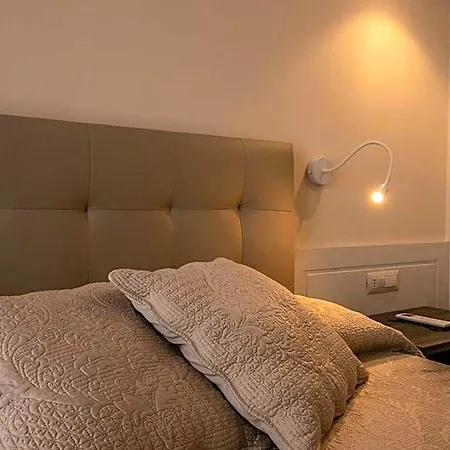 Residenza Eleonora - Amami Collection 4* Salernes