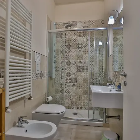 לינה וארוחת בוקר Residenza Eleonora סלרנו